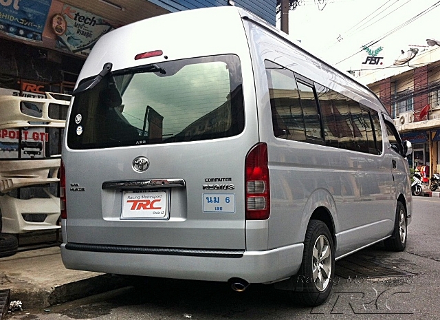 ปลายท่อไอเสีย HIACE 2014 ไทเทเนี่ยม ปลายวงรี ขนาด 2.75" (TRGL-B1405)